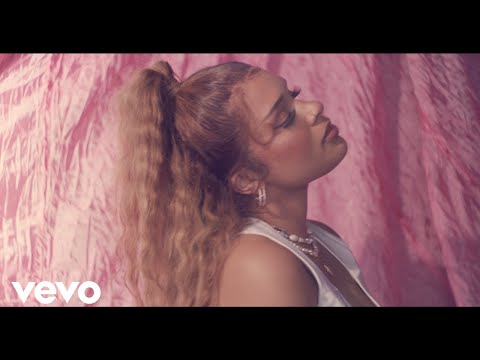 Aida Lae - Heartbroke (Official Video)