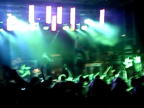 Prop Dylan - Shock & Amaze (Live from Peace & Love Festival 2011)