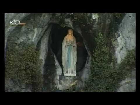 Chapelet à Lourdes