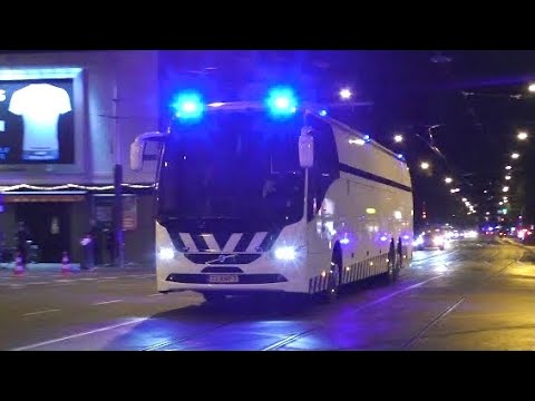 3X Politie / DV&O Arrestantenbus onder Politie Begeleiding in Amsterdam - Demonstratie Museumplein