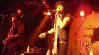 Love Injection (live) - Bang Tango