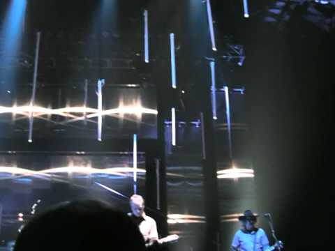 R.E.M, Marseille, le Dôme, 11 janvier 2005
