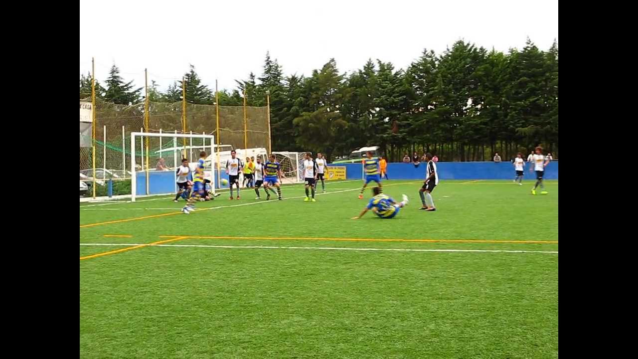 Massacre na área