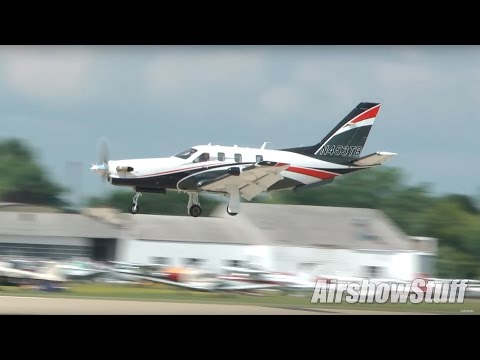 Mass Arrivals at EAA AirVenture Oshkosh 2016 - Sunday Part 2