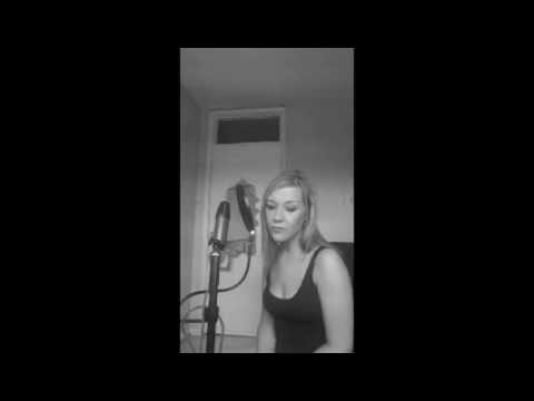 (COVER) Aerosmith - I dont wanna miss a thing - By Laura Aston