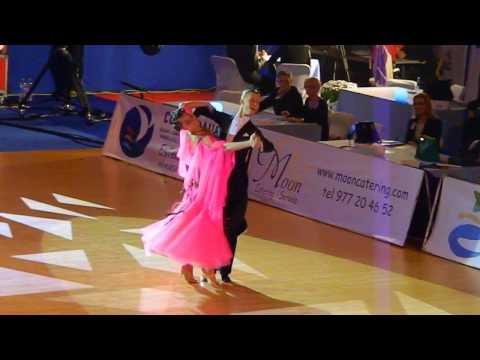 Cambrils 2013 Youth Final - Kirill Medianov & Antonina Maximova - solo english waltz