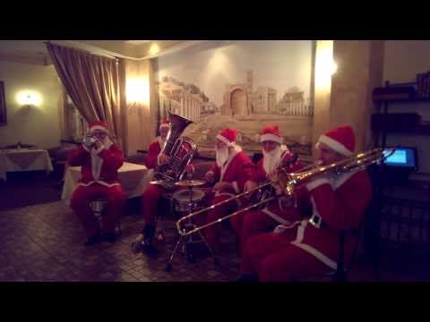 Valeriy Bukreev Santa Claus Jazz Band 2013   Washington Street Parade