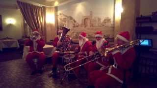 Valeriy Bukreev Santa Claus Jazz Band 2013   Washington Street Parade