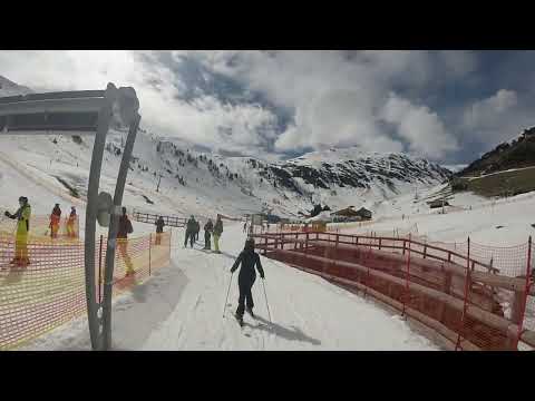 Mayrhofen 2024 - Red 32, Black 33