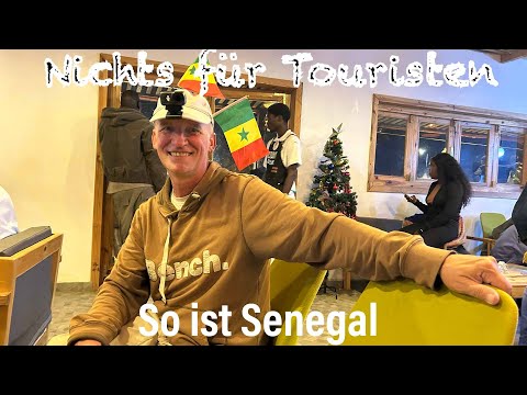 Not for tourists – street life in Senegal