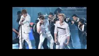 District3 - RUNAWAY (lyrics)