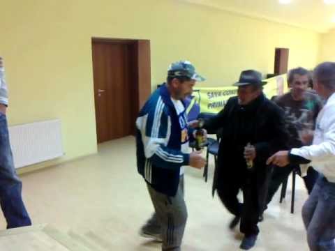 cei mai tarii dansatori uivar