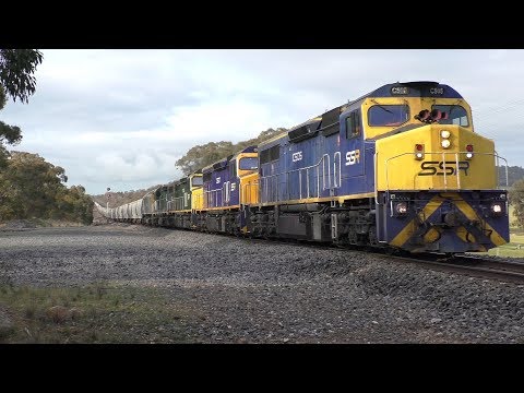 C505-507-506-510-RL306 on 1GK1 ex Parkes to Dimboola at Geat Western Loop. 10-09-18.  08.39.53.