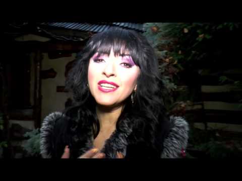 Georgiana Lapadat - Bunicii de la tara (Official Video)