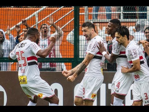Gol de Lucas Pratto - São Paulo 2 x 0 Flamengo - Narração de Nilson César
