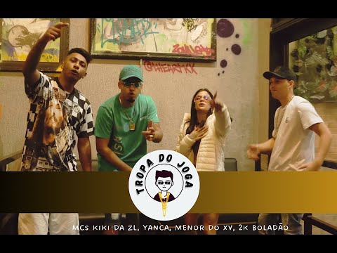 MCs Kiki da ZL, Yanca, Menor do Xv, 2K Boladão (Tropa do Joga) (Videoclipe Oficial)