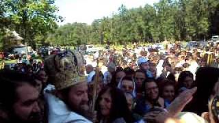 preview picture of video 'Episcoscopul Iustin Sigheteanul la Sapanta Peri 14 09 2010'