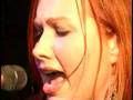 Amber performs accustic "you move me"