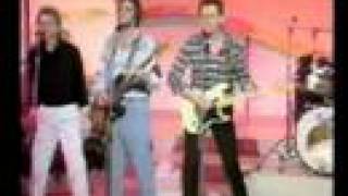 Leap up and Down (wave your Knickers in the Air)