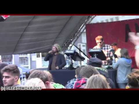 CRUCIAL ALPHONSO ft king flashman @ anthem festival pt13 ''jah dub shine \ antwerpen 29-09-2013