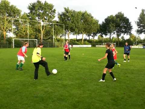 CIMG8726.AVI Dioz training dames deel 2