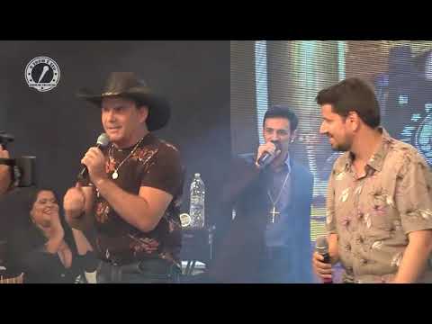 Gilvan e Paulo Henrique  No Palco do Show é Seu Com Ricardo Moises