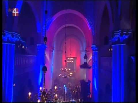 Martin Hall - Images in water (Live)