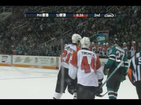Claude Giroux scores vs Sharks 11-20-09