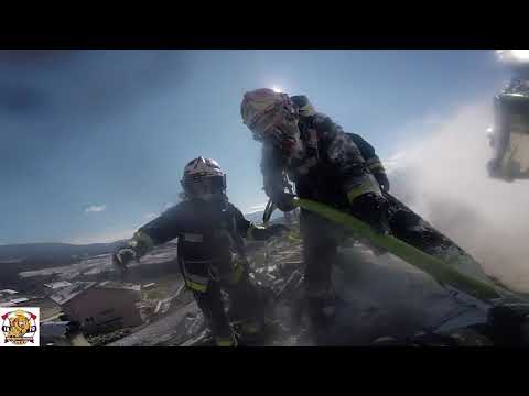 [INCENDIO TETTO INTEGRALE] Vigili del Fuoco Cles in azione con vista dal casco