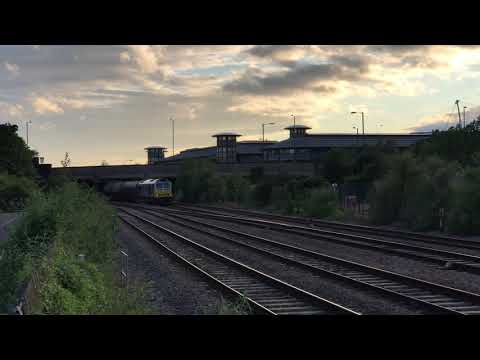 DB Class 60 60066 in Drax Powering Tomorrow livery arrives at Nottingham with 6E59