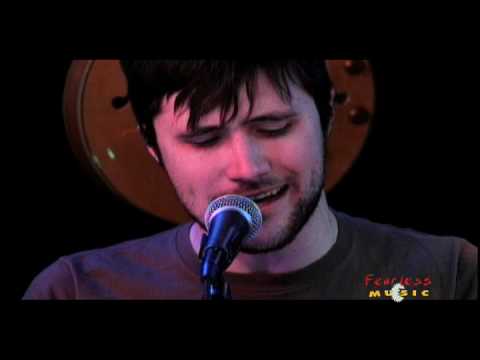 Straylight Run - Existentialism On Prom Night - Live On Fearless Music