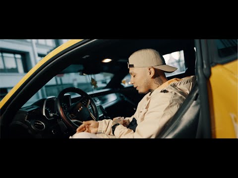 BJota - No Es Normal (Video oficial)