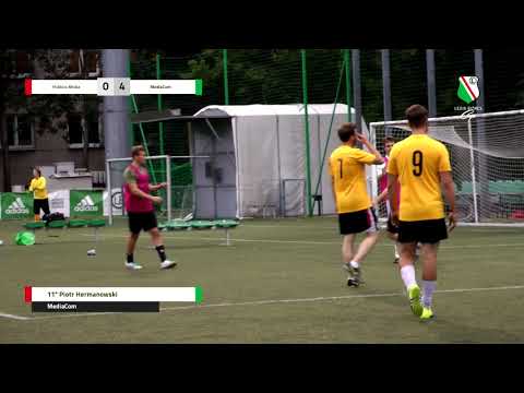Skrót meczu 8 kolejki. Publicis Media - MediaCom (Legia Biznes Cup Wiosna 2018)
