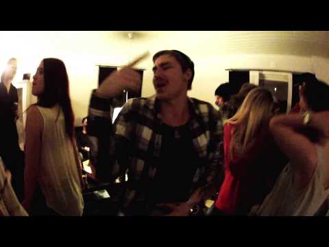 download lagu mp3 mp4 Husfest, download lagu Husfest gratis, unduh video klip Husfest