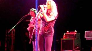 Sara Haze Singing "My Own Hands To Hold"