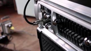 Video thumbnail for FuzzBox - Juan Díaz (Bauda) - Peavey Tour 700 by FuzzboxChile