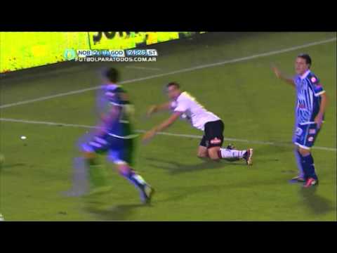 Gol de Scocco. Newell's 3 Godoy Cruz 1. Fecha 13. Torneo Final 2013