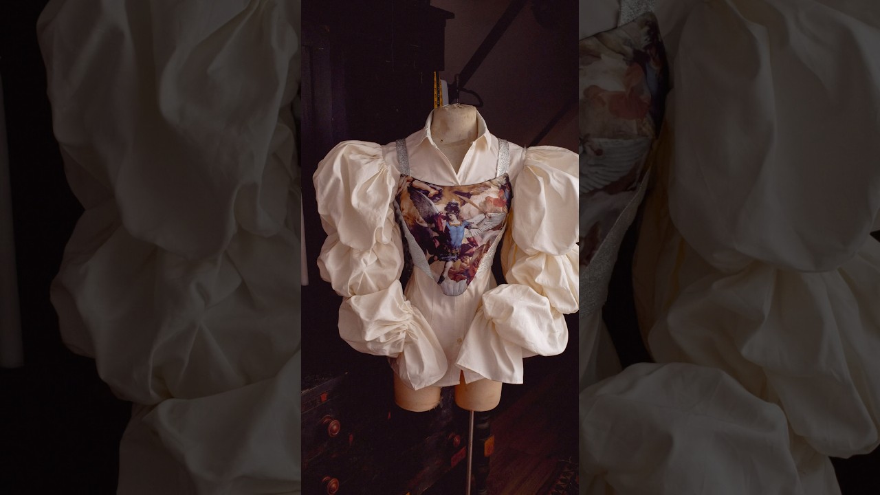 I made a Corset out of a Painting 😍 one of the coolest things I’ve ever made!