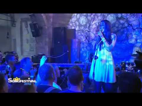 Joan Franka zingt All that she wants