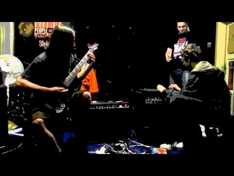 Grr - KP3 & Kaossilator PRO vs. guitar