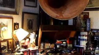 "Ukelele Liza Brown" Sung by Henry Lytton jnr from "The Charlot Show 1926"