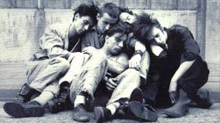 Music video thumbnail preview for Einstürzende Neubauten - Paradiesseits by Einstürzende Neubauten