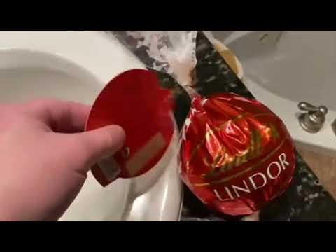 Lindt LINDOR Holiday Milk Chocolate Truffle Candy Maxi Ball Review
