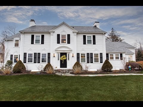 1130 Main St, Leicester, MA