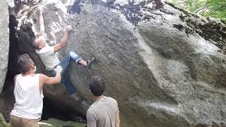 Video thumbnail of Connectat, 6b. Cavallers
