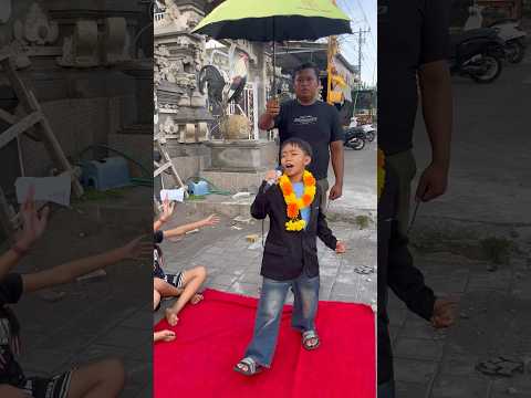 RAMA, EINE BERÜHMTE SÄNGERIN