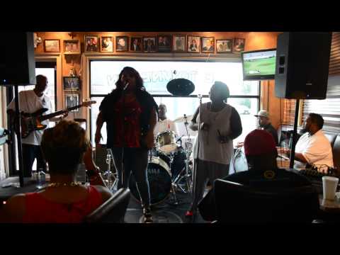 Entyce Band ft. Gina Rose - 