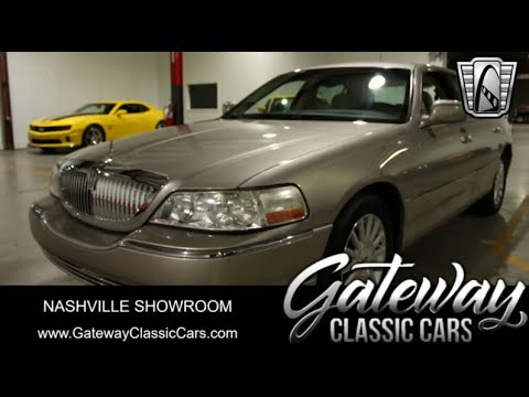 2003 Lincoln Town Car (CC-2016567) for sale in O'Fallon, Illinois