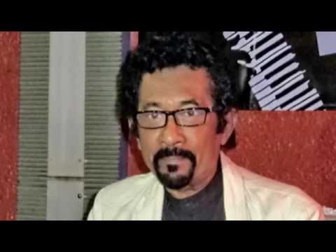 download lagu mp3 mp4 Hamdan ATT Sakit Hati, download lagu Hamdan ATT Sakit Hati gratis, unduh video klip Hamdan ATT Sakit Hati