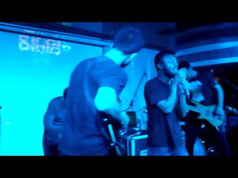 Yonsample - Median (live)